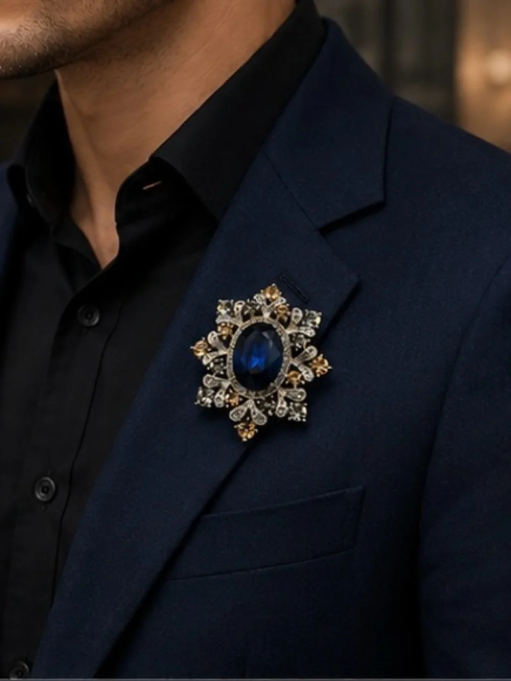 Vintage Sapphire Blue Crystal Brooch | Rhinestone Statement Pin | Elegant